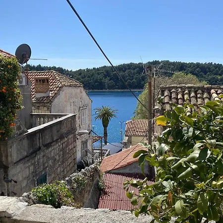 Semesterbostad Sweet Old Stone House Cavtat