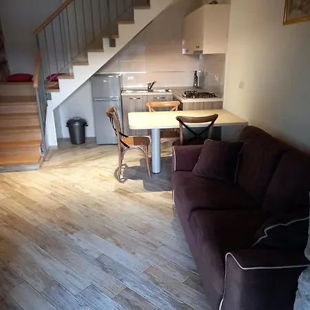 Sweet Old Stone House Цавтат