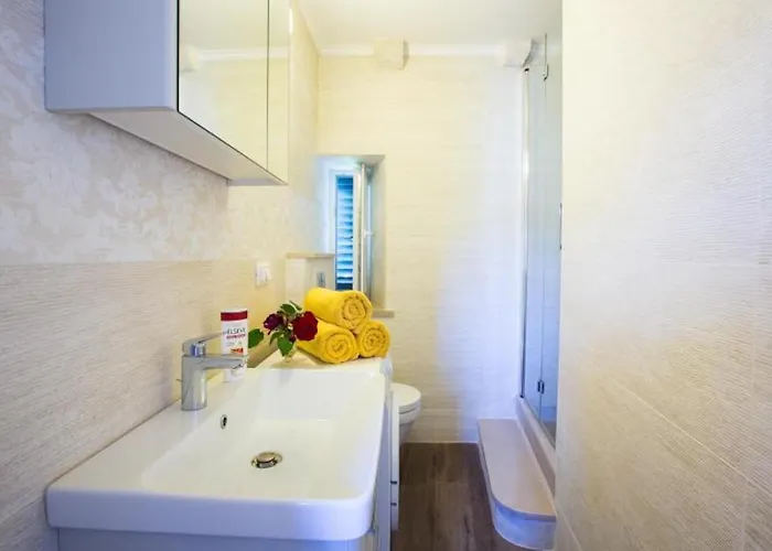 Sweet Old Stone House Semesterbostad