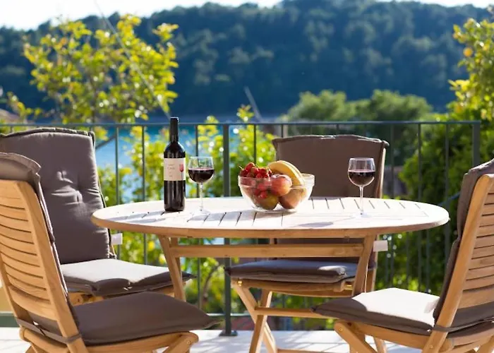 Sweet Old Stone House